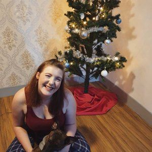 Meet your Posher, Alyssa